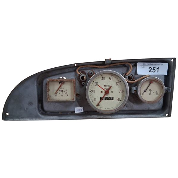Vintage Smiths speedometer for classic cars