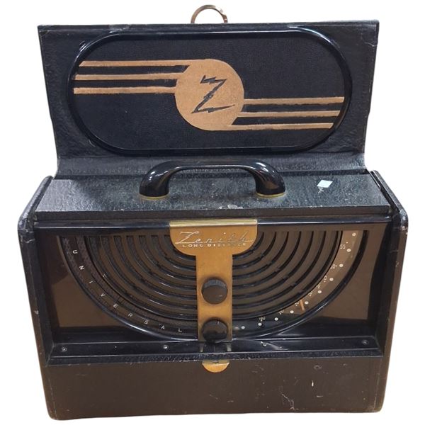 Antique Zenith Long Distance radio 15"x11"x4.5"