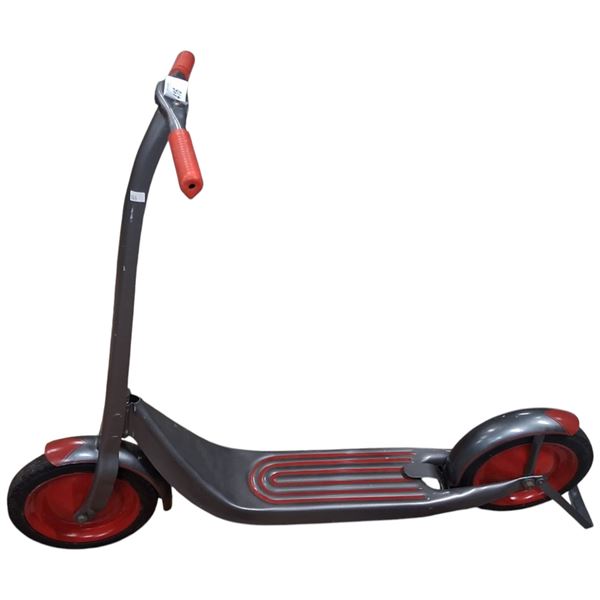Vintage scooter, handlebars 32" tall
