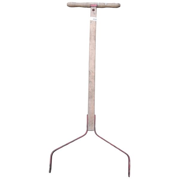Vintage reel mower handle