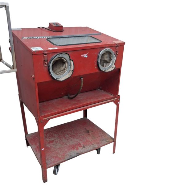 Sandblasting cabinet, consignor says works, Snap-On! 56"x35"x24"
