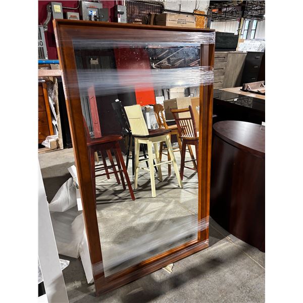 MIRROR 32"x56"