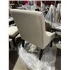 Image 2 : CHAIR