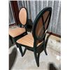 Image 2 : CHAIR