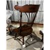 Image 2 : CHAIR