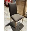 Image 1 : CHAIR