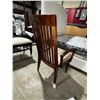 Image 2 : CHAIR