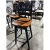 Image 1 : BAR STOOL WITH SWIVEL SEAT