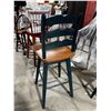 Image 2 : BAR STOOL WITH SWIVEL SEAT