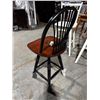 Image 2 : BAR STOOL WITH SWIVEL SEAT (WITH DAMAGE)