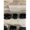 Image 5 : Lot Of 9 Earbud Cases With Earbuds