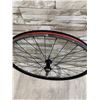 Image 7 : Lot Of 3 Generic 700C Road Bike Wheels