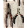Image 3 : Lot Of 11 Pliers, Snips & Assorted Handtools