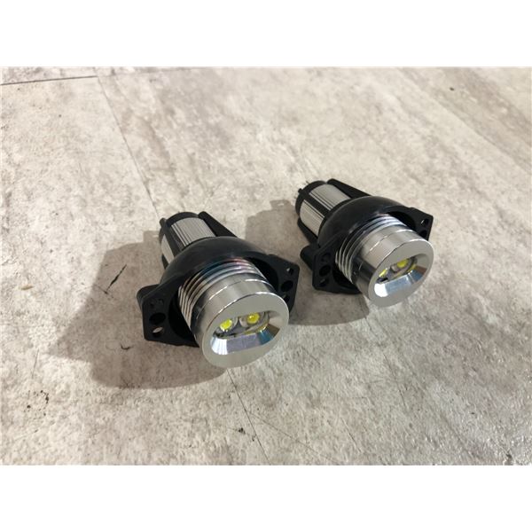 Xinctai 2 PCS Angel Eyes Halo Ring Marker Light Bulbs