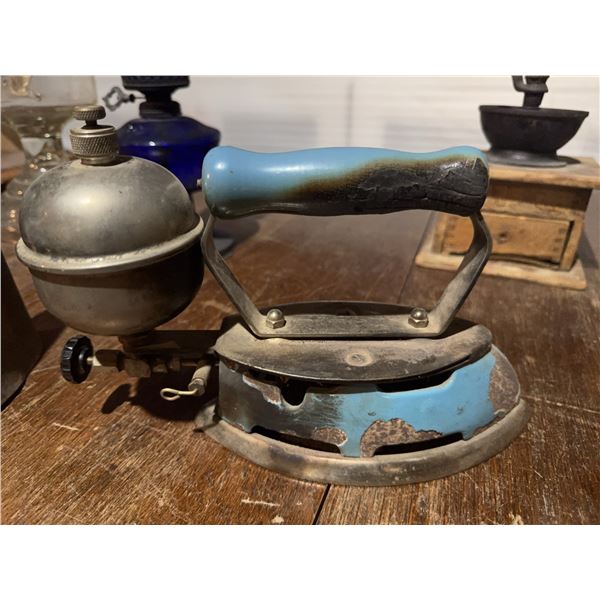Coleman Instant Lite Model 4A Gasoline Iron, Blue Enamel, Toronto Canada
