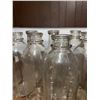 Image 4 : 11 Clear Glass Bottles