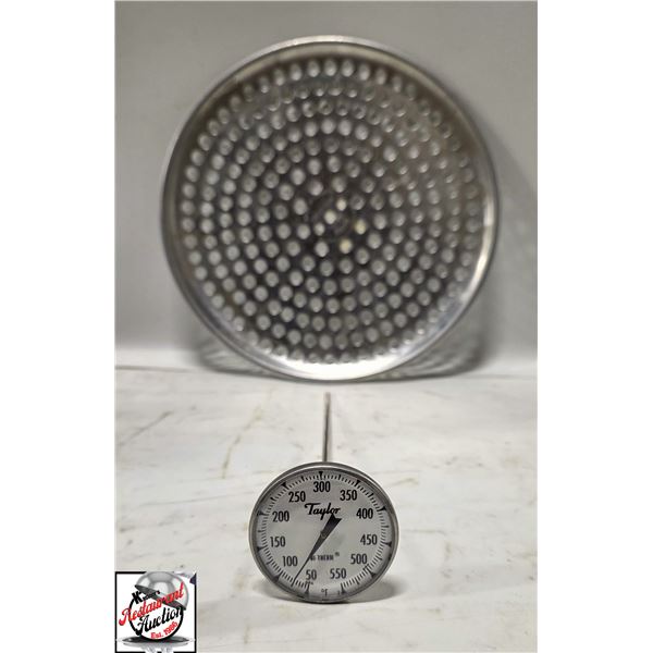 NEW 9" CROWN COOKWARE PERFORATED PIZZA PAN &