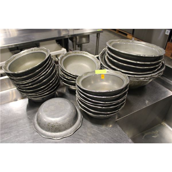 32 WILTON QUEEN ANNE PEWTER BOWLS - 3 SIZES