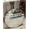 Image 1 : CONVEX SECURITY MIRROR