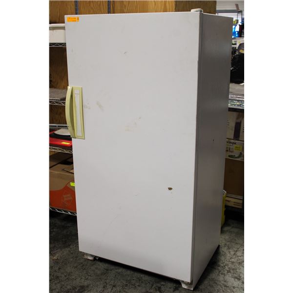 BAILIFF SEIZURE: KENMORE UPRIGHT VERTICAL FREEZER
