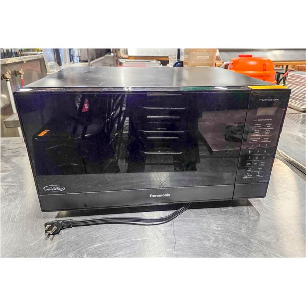 BAILIFF SEIZURE: PANASONIC "THE GENIUS" MICROWAVE