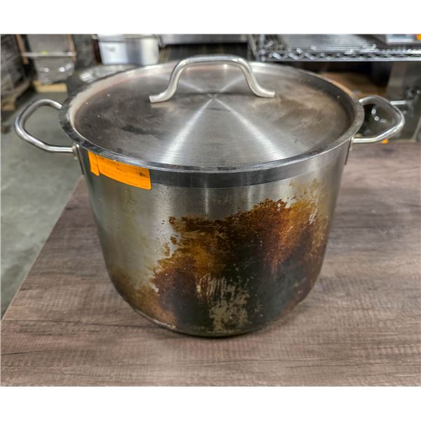 BAILIFF SEIZURE: OMCAN 24 QT STOCK POT