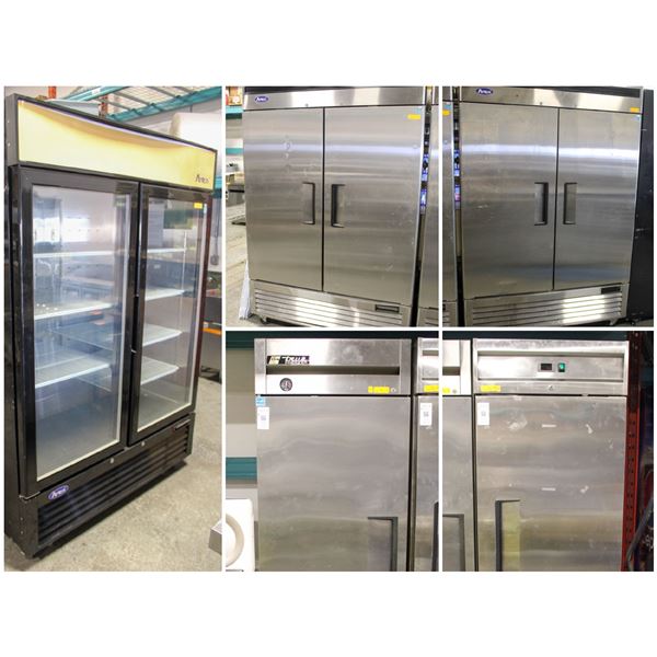 FEATURE LOT: UPRIGHT / VERTICAL COOLERS AND FREEZER