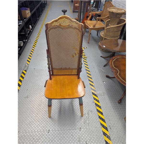Customized Dining Room Chair "Artist Throne"