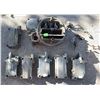 Image 1 : Holley Carburetor Main Body and 5 Fuel Bowl Parts