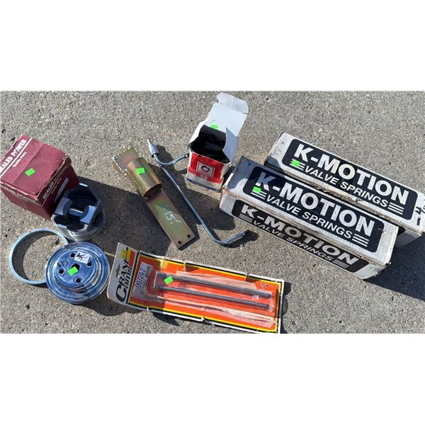 Automotive Engine Parts Including K-Motion Valve Springs and Crane 90724-2 Pushrods