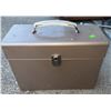 Image 5 : Rochester Quadrajet Carburetor with Metal Carrying Case