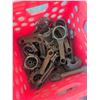 Image 5 : Automotive Engine Connecting Rods, Pistons, and Metal Flywheel Ring