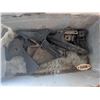 Image 10 : Automotive Engine Parts Assortment: Flywheels, Connecting Rods, Brackets