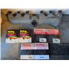 Image 2 : Holley Performance Carburetor Rebuild and Trick Kits with Intake Manifold 572390-1