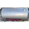 Image 5 : Portable Air Tank with Metal Cart and Hose
