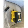 Image 9 : Jiffy E6 Lightning Electric Ice Auger with Manual