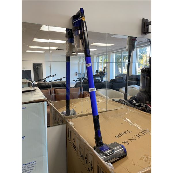 Shark Cordless Stick Vacuum Blue Black !NO CHARGER!