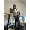 Image 6 : Dyson V11 Total Clean Cordless Vacuum With Accessories