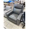 Image 4 : Grey Leather Power Recliner Chair with USB Port