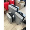 Image 3 : Heys 3-Piece Grey Luggage Set Hardshell