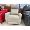 Image 6 : Beige Leather Power Recliner With USB Port 30x31x40