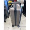 Image 6 : Ricardo Hard Shell Spinner Luggage Set
