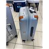 Image 6 : LETOME 2-Piece Silver Hardshell Luggage Set