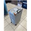 Image 4 : Silver Hardside Spinner Suitcase with Brown Trim