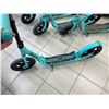 Image 7 : Breeze Kick Scooter With Large Wheels, Teal