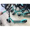 Image 8 : Breeze Kick Scooter With Large Wheels, Teal
