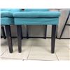 Image 4 : 4 Teal Upholstered Dining Chairs