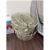 Image 1 : Lit Wire Star Cone Christmas Decorations
