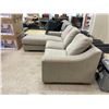 Image 3 : Thomasville 2-Piece Fabric Sofa with Reversible Chaise