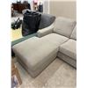 Image 5 : Thomasville 2-Piece Fabric Sofa with Reversible Chaise